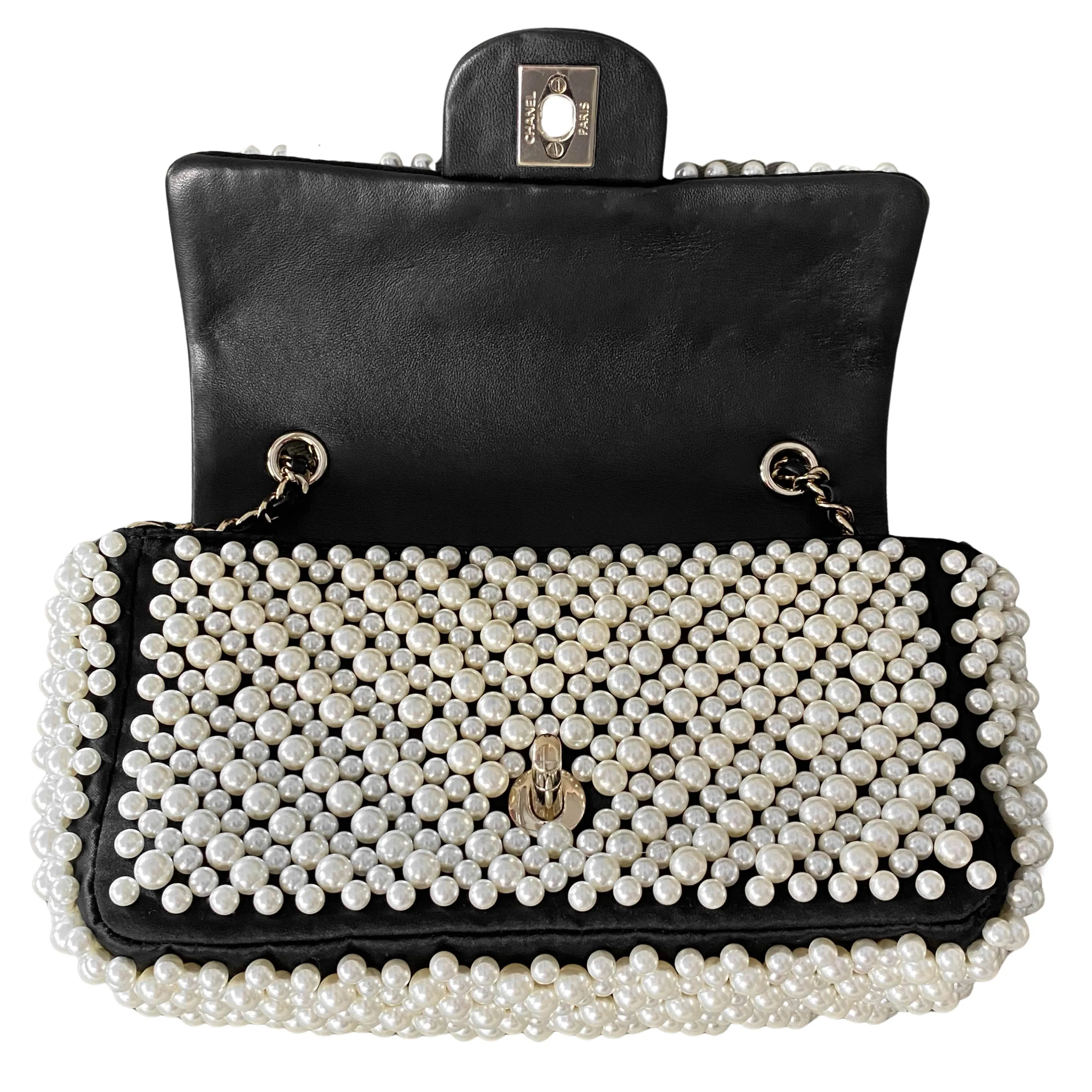 19S Mini Pearl Flap Bag