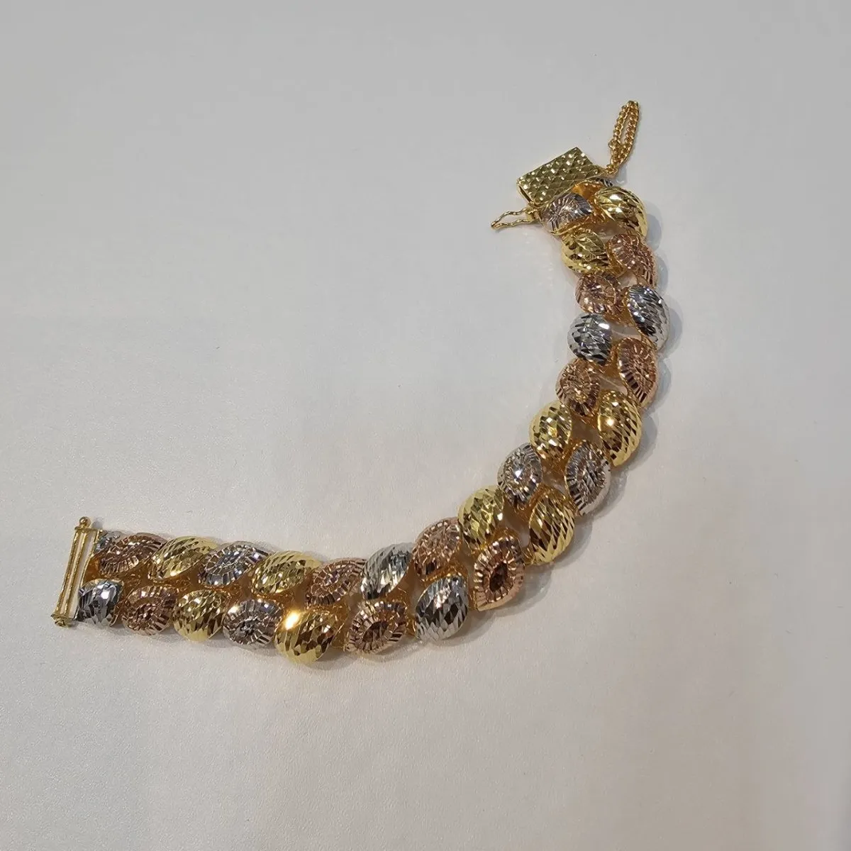 22k / 916 Gold Tri-Color Elegance Bracelet