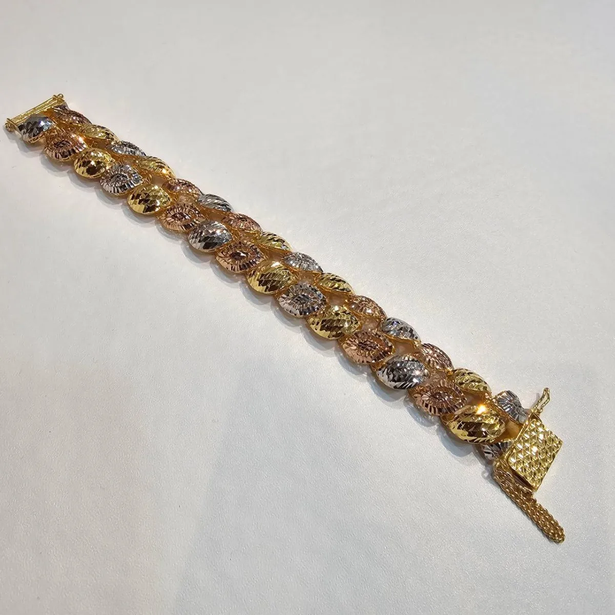 22k / 916 Gold Tri-Color Elegance Bracelet