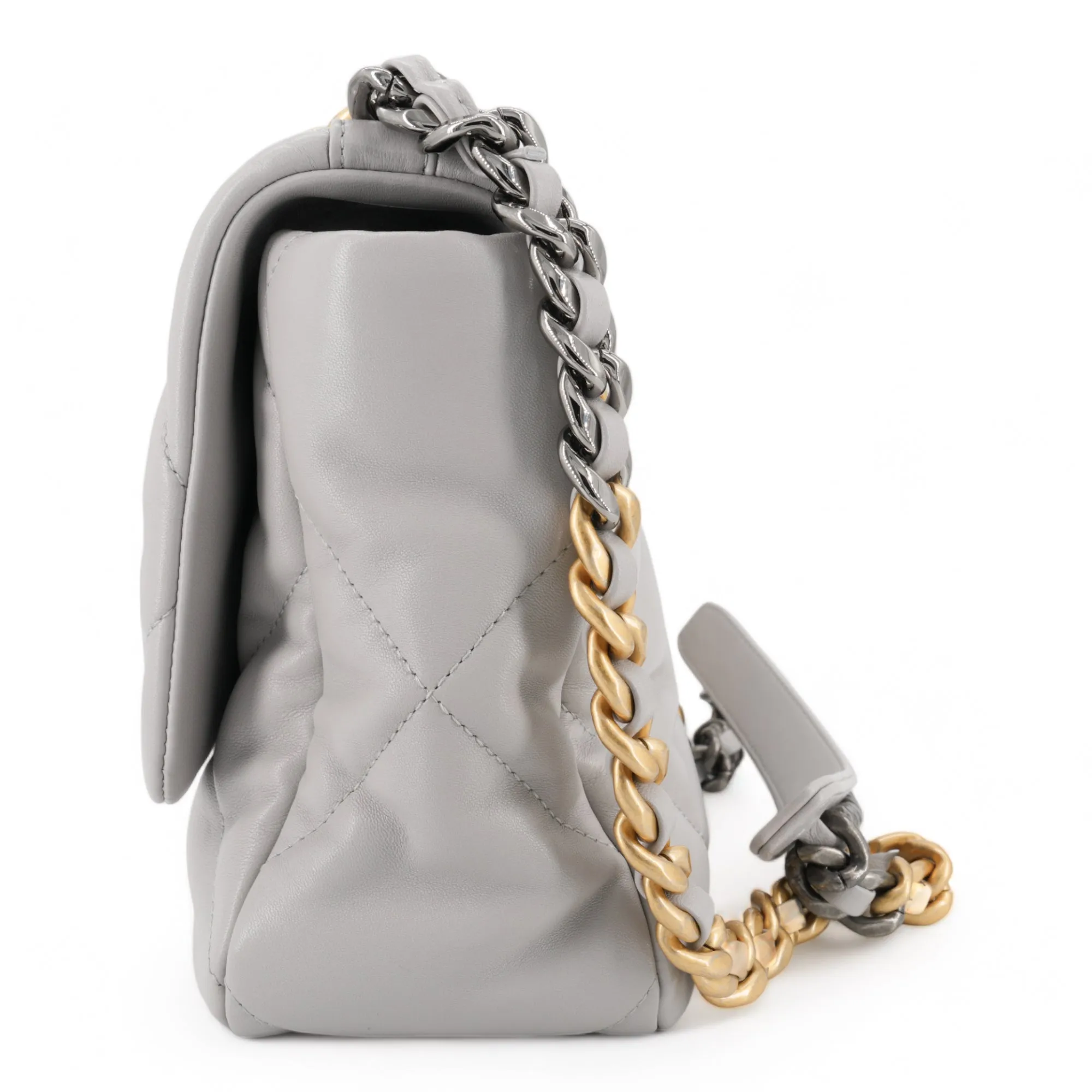 CHANEL 19 Medium Flap Bag in 21A Grey Lambskin