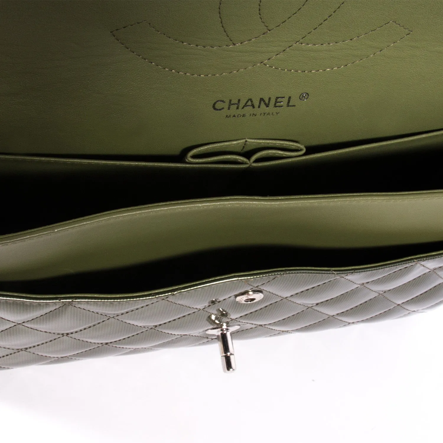 Chanel Classic Jumbo Double Flap