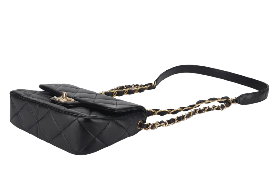 CHANEL SINGLE FLAP BAG 22CM BLACK LAMBSKIN GOLD HARDWARE (JC2Hxxxx) WITH DUST COVER AND BOX
