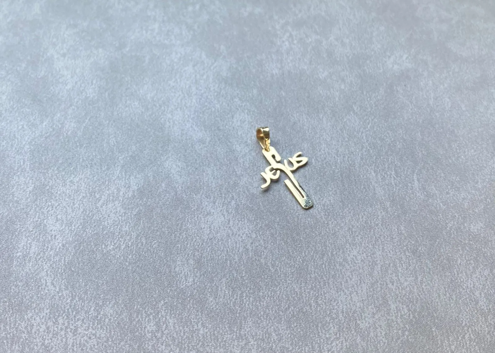 Cross Pendant Lebanon - Authentic Gold Jewelry in Lebanon