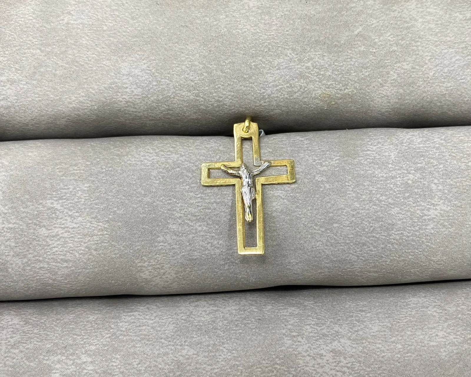 CROSS - Valentine Gold Gifts In Lebanon - 18K Valentine Gifts In Lebanon