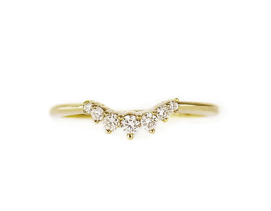 Diamond Curve Band
