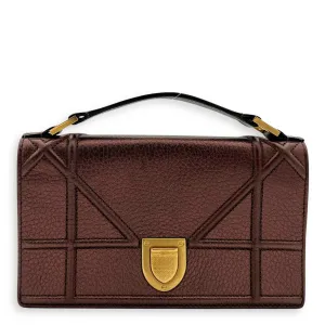 Diorama Metallic Bronze Wallet On Chain in Calfskin, Gold hardware