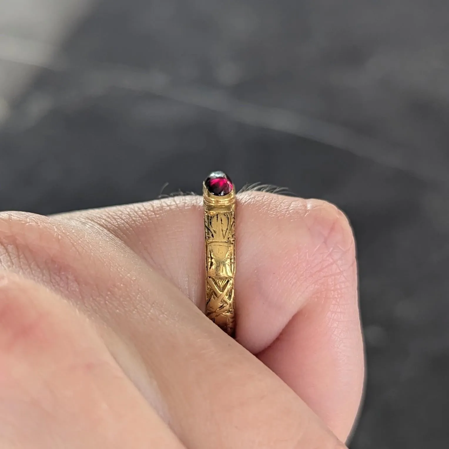 Georgian 1721 Ruby 18 Karat Yellow Gold Antique Memento Mori Mourning Unisex Band Ring