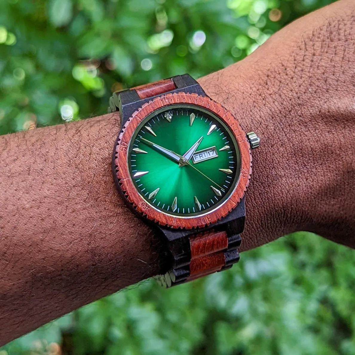 Groomsmen Set of 7 Wooden Watch Red | Justo