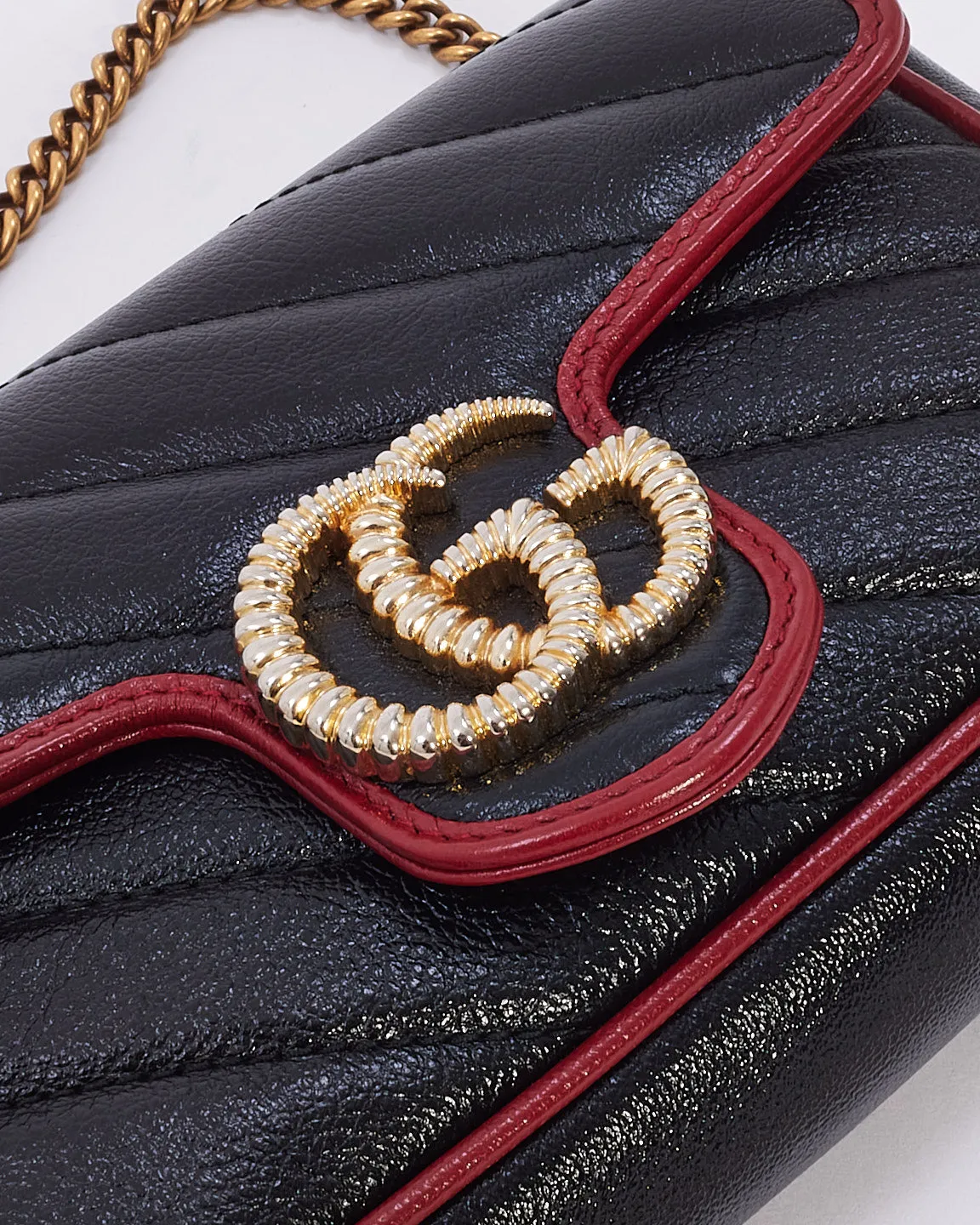 Gucci Black/Red Matelassé Diagonal Leather Torchon GG Marmont Super Mini Bag