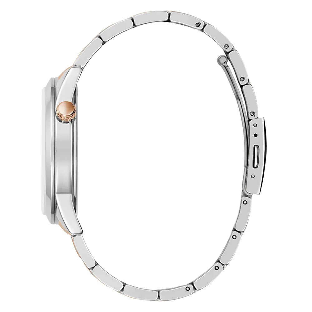 Guess Men's Watch Silver Tone Case Quartz