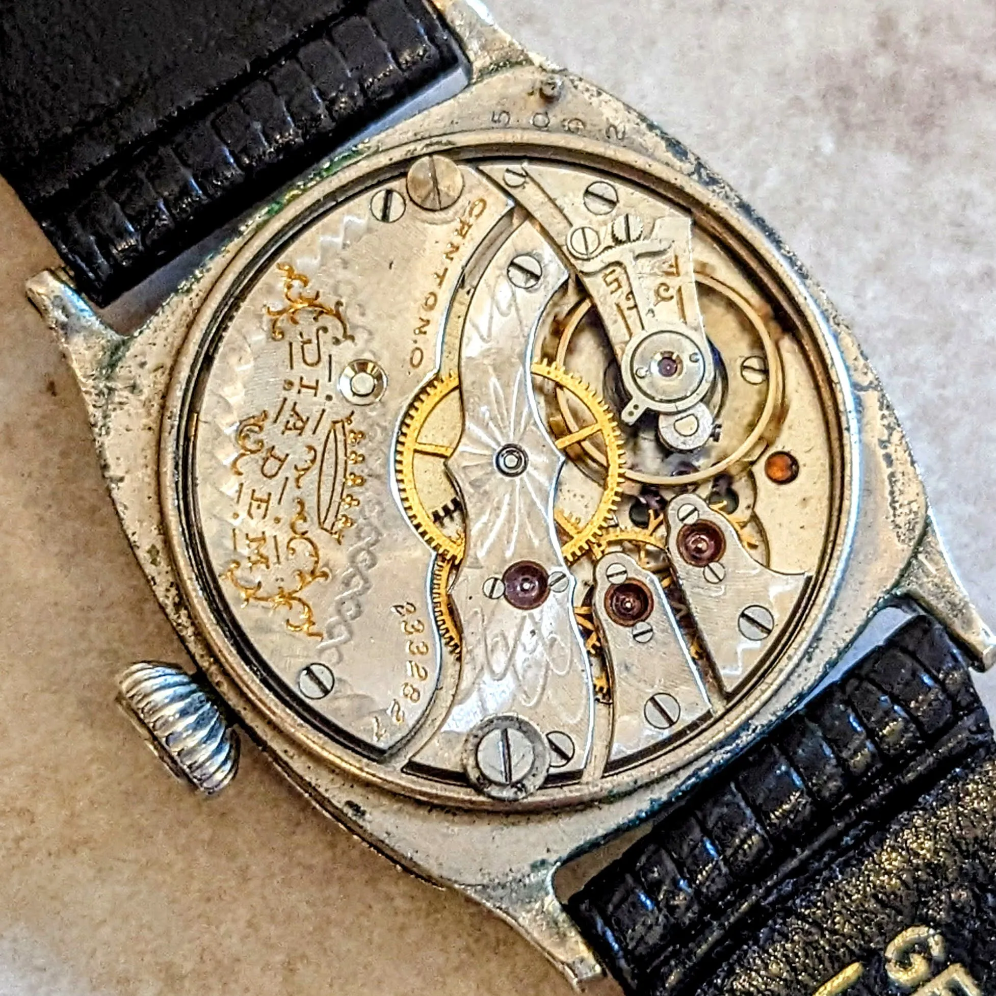 HAMPDEN Lever Set WWI Wristwatch Grade Diadem 15 Jewels U.S.A. Watch