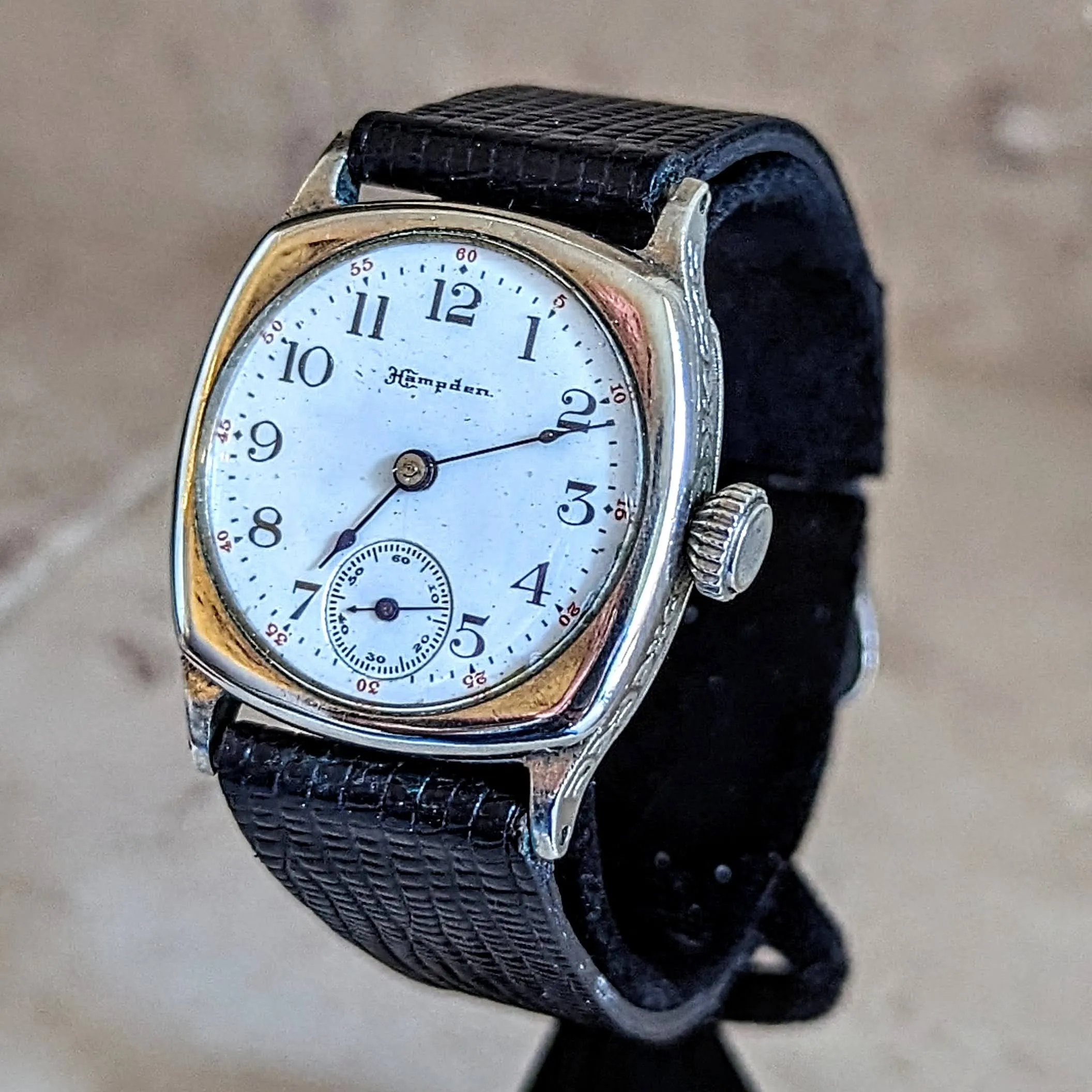 HAMPDEN Lever Set WWI Wristwatch Grade Diadem 15 Jewels U.S.A. Watch