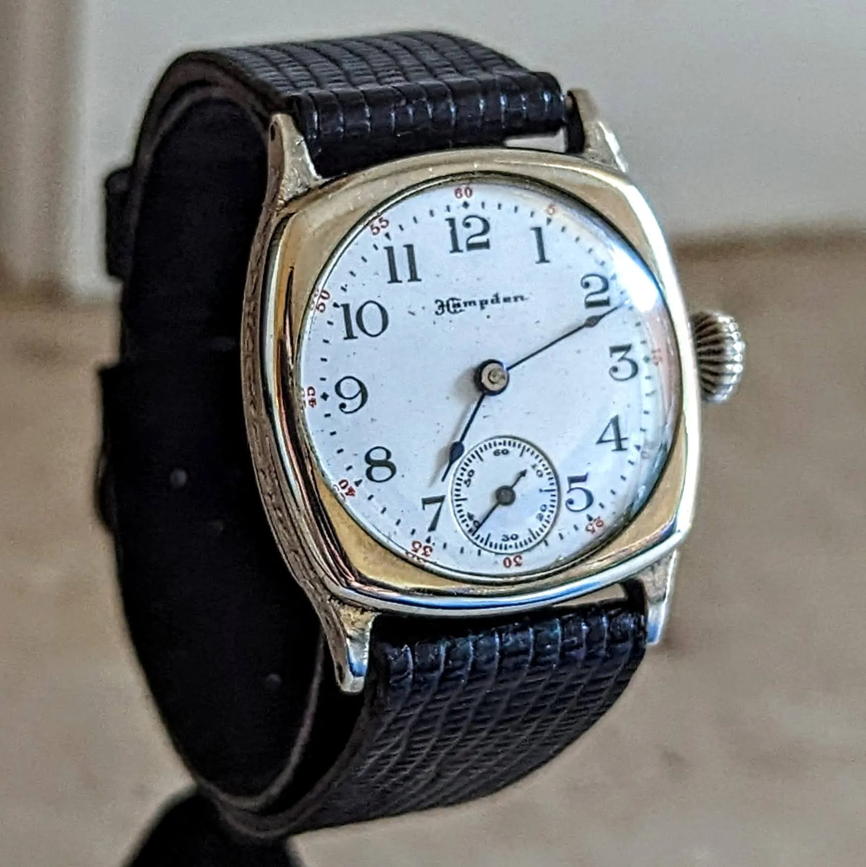 HAMPDEN Lever Set WWI Wristwatch Grade Diadem 15 Jewels U.S.A. Watch