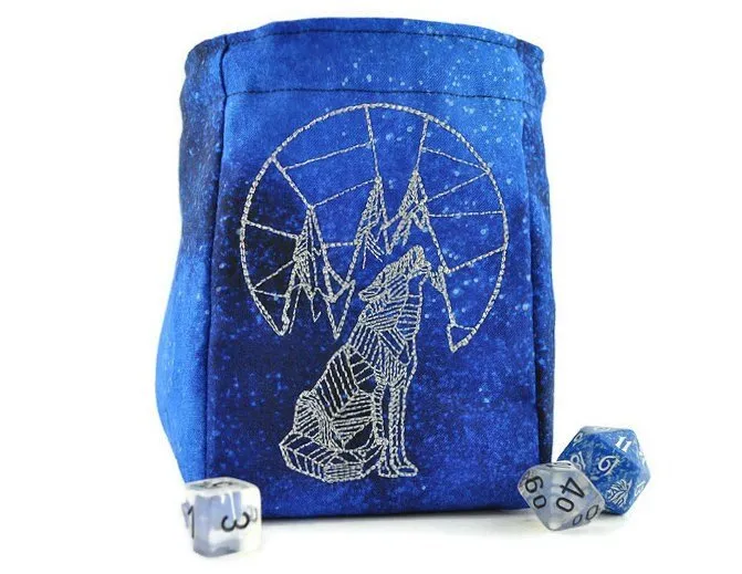 Howling wolf dice bag