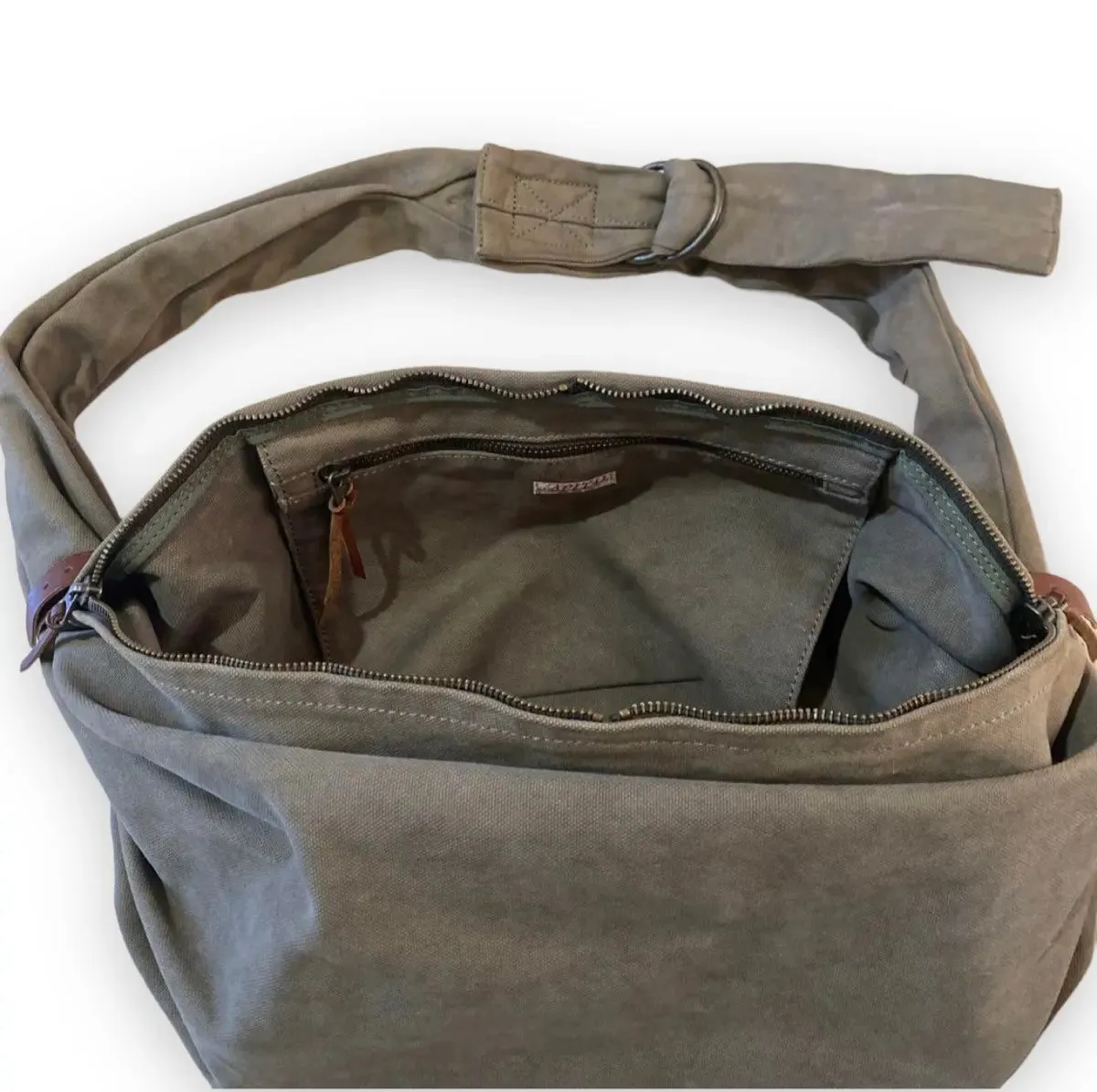 KAPITAL #6 COTTON CANVAS BIG SNUFKIN BAG OLIVE