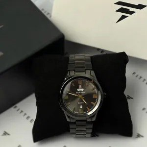 LIMITED-EDITION MODEL'S AND HIGH QUALITY WATCH