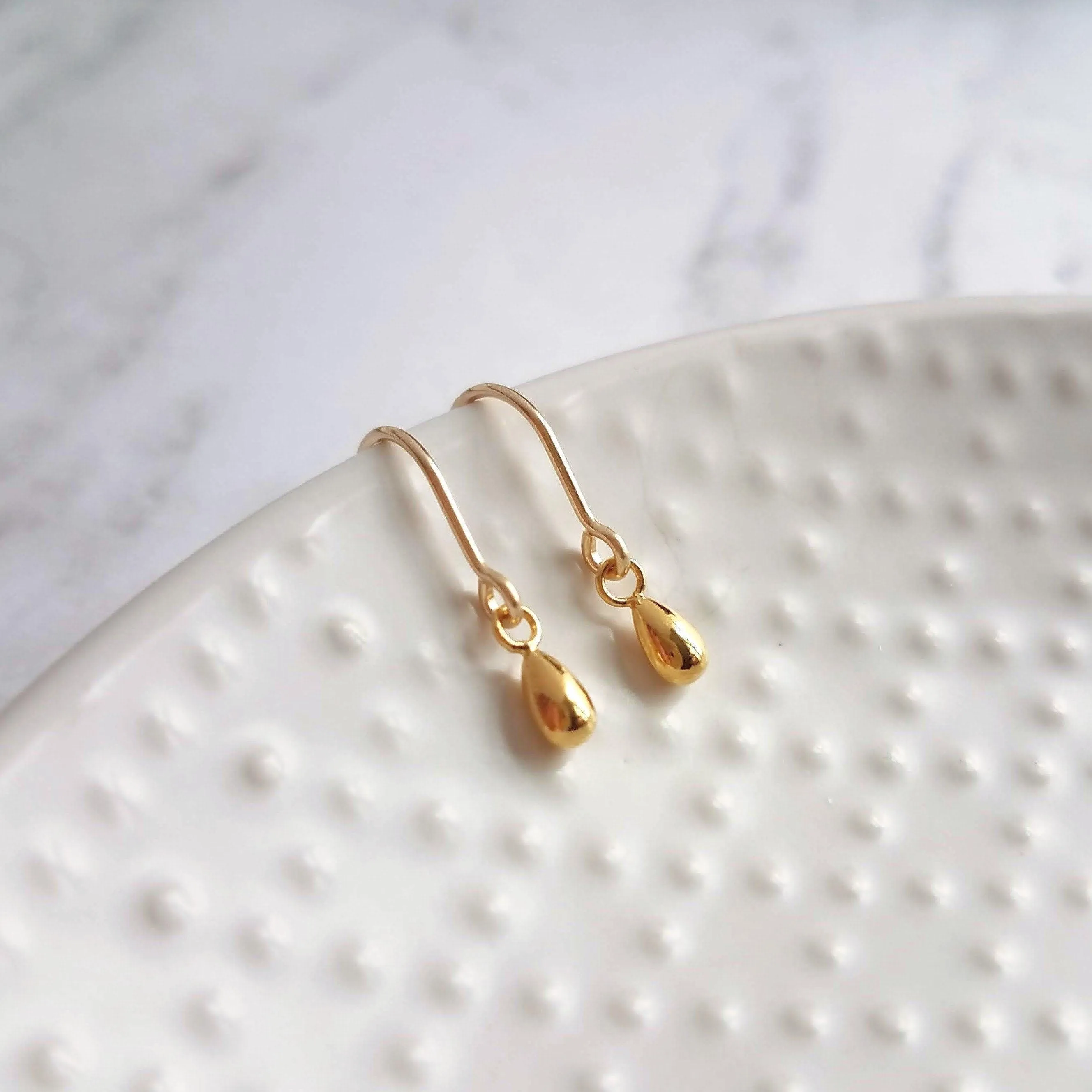Little Gold Teardrop Earrings, 14K gold fill hooks, small gold drop earring, tiny teardrop earring, small dangle earring, gold raindrop