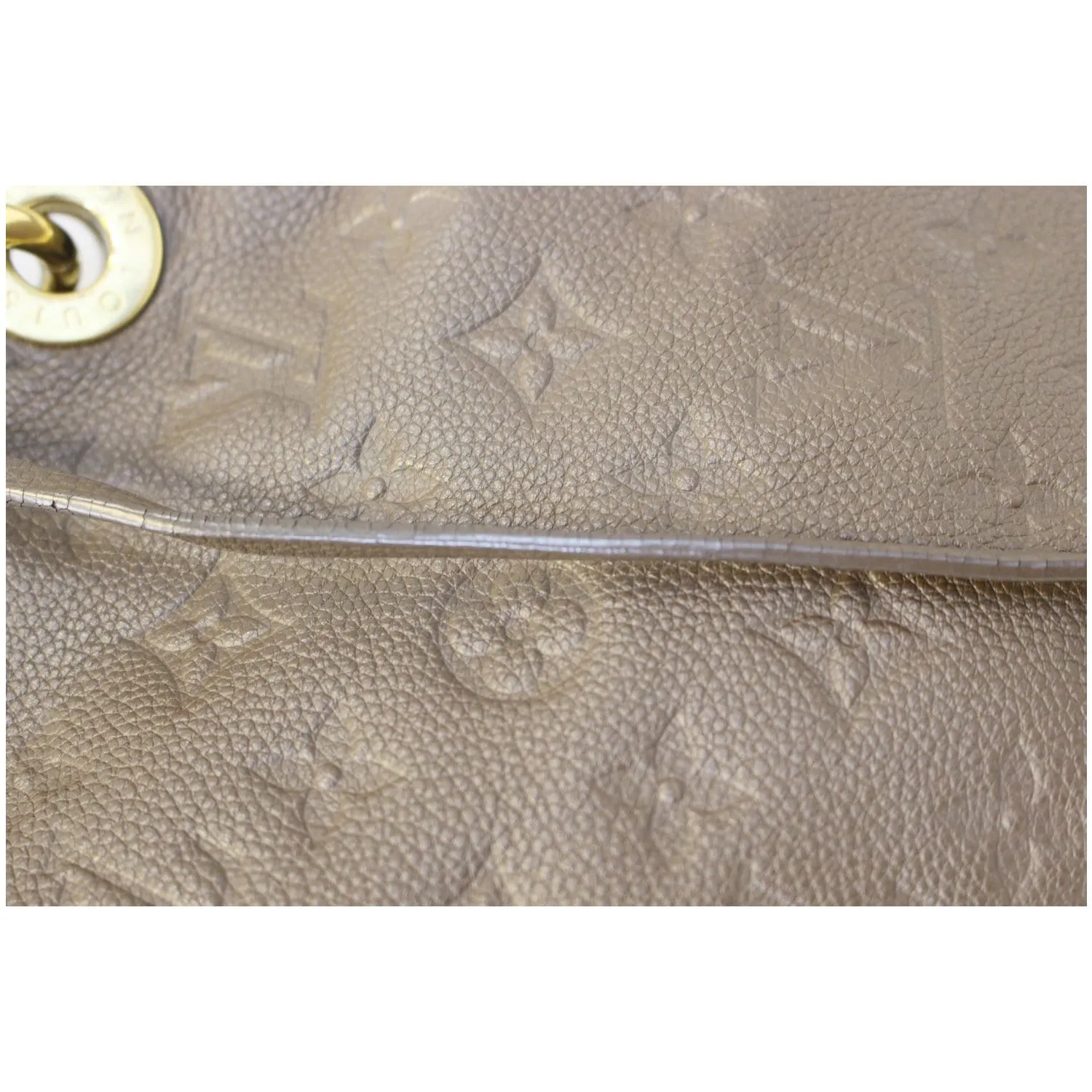LOUIS VUITTON Artsy MM Empreinte Leather Shoulder Bag Ombre - 20% OFF