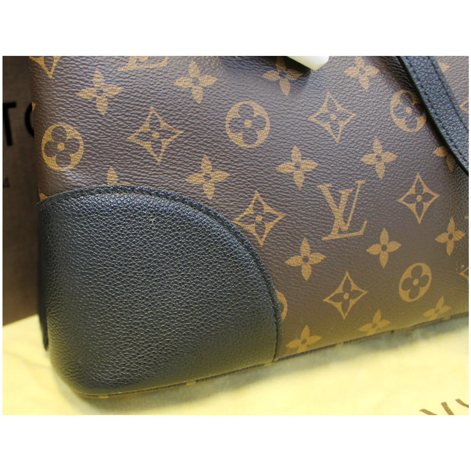 LOUIS VUITTON Flandrin Monogram Canvas Shoulder Handbag