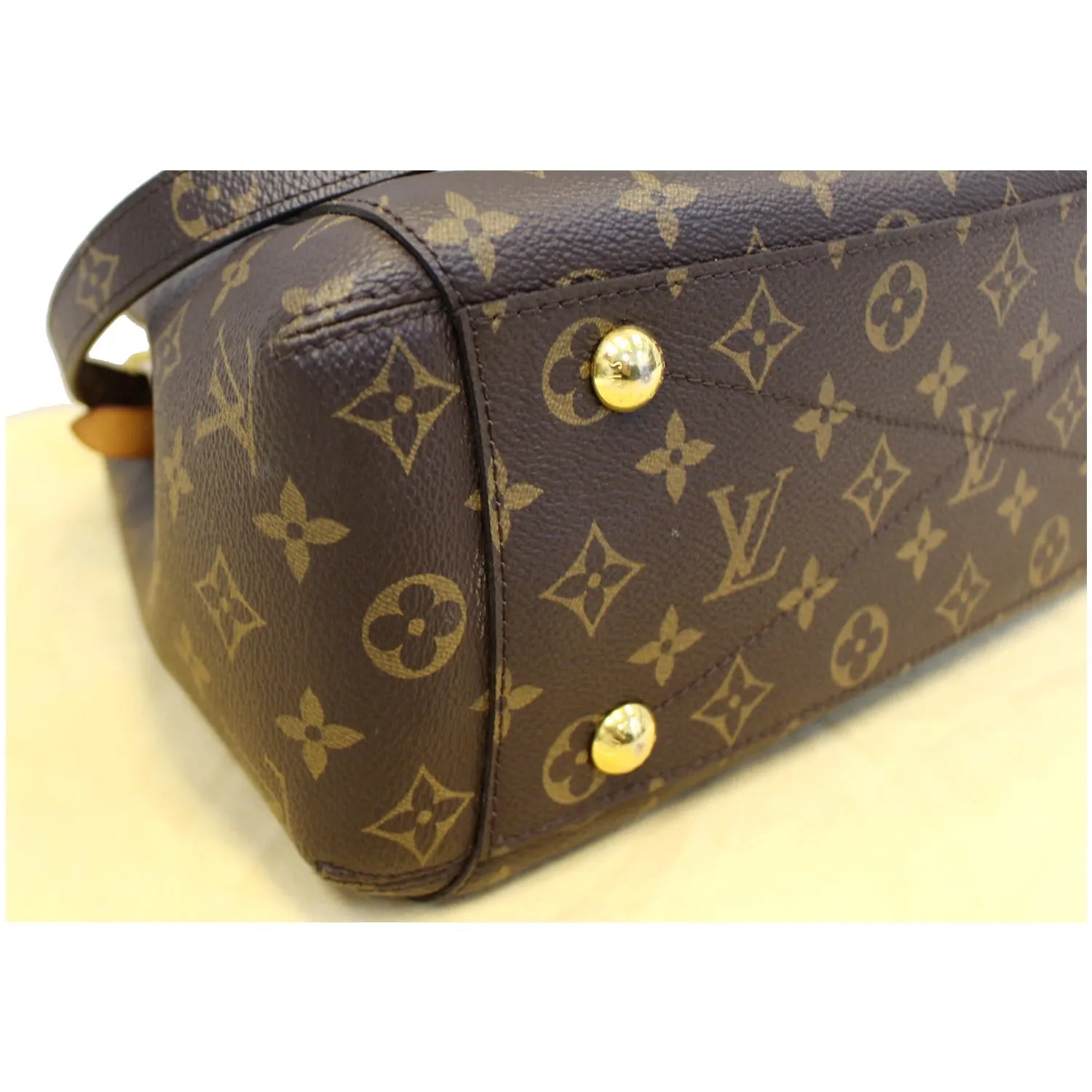 LOUIS VUITTON Montaigne MM Monogram Canvas Shoulder Bag Brown