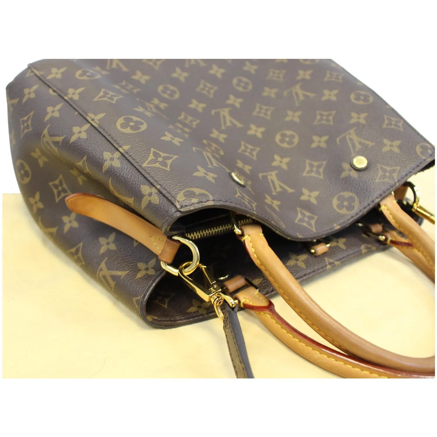 LOUIS VUITTON Montaigne MM Monogram Canvas Shoulder Bag Brown