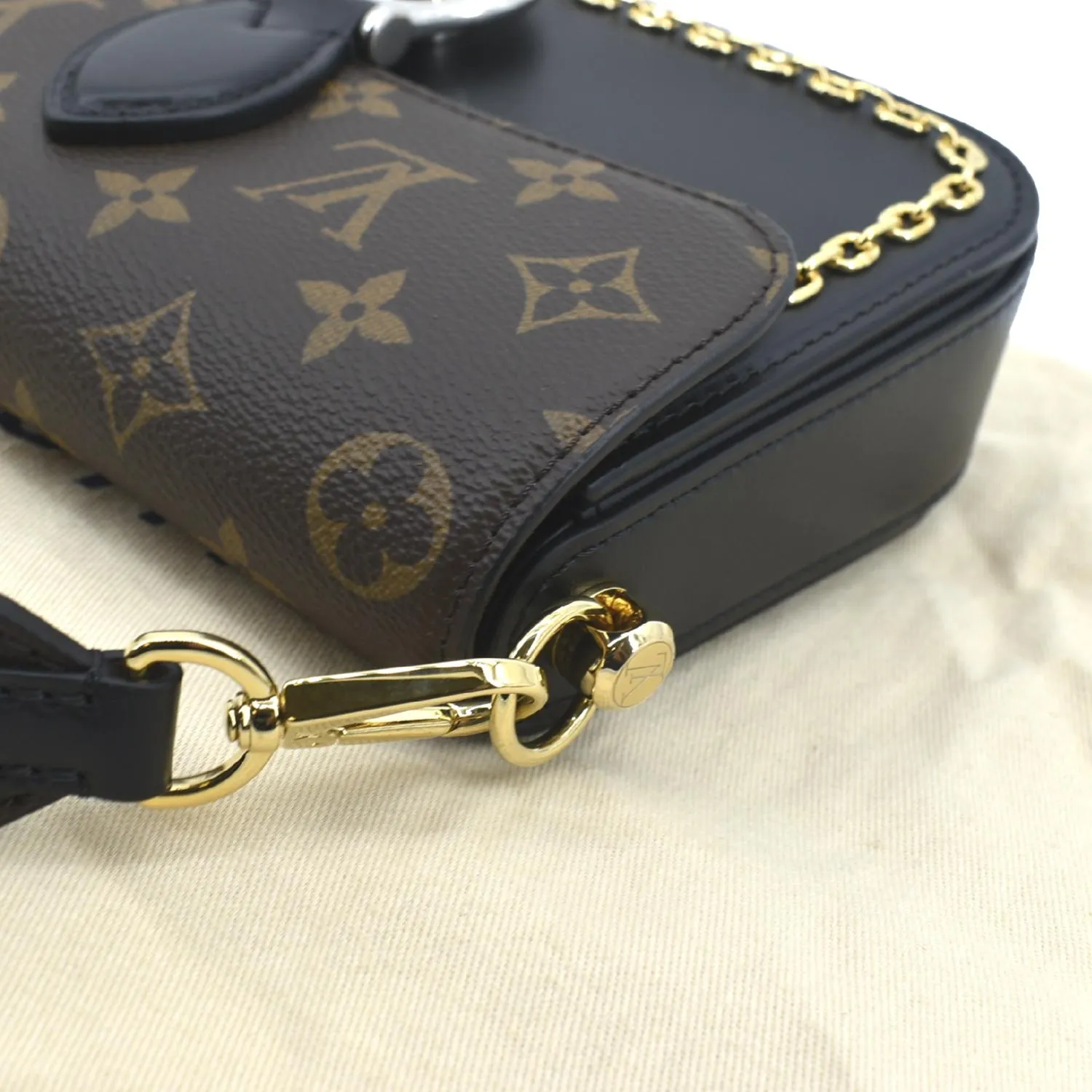 LOUIS VUITTON Neo Saint Monogram Canvas Shoulder Bag Black