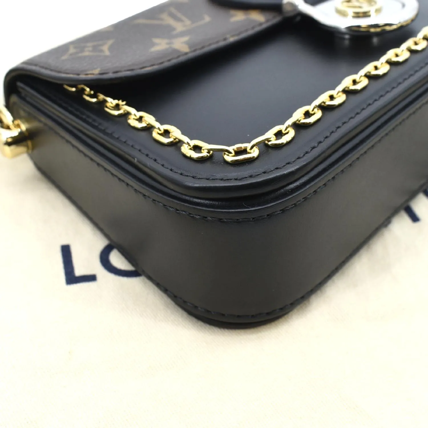 LOUIS VUITTON Neo Saint Monogram Canvas Shoulder Bag Black