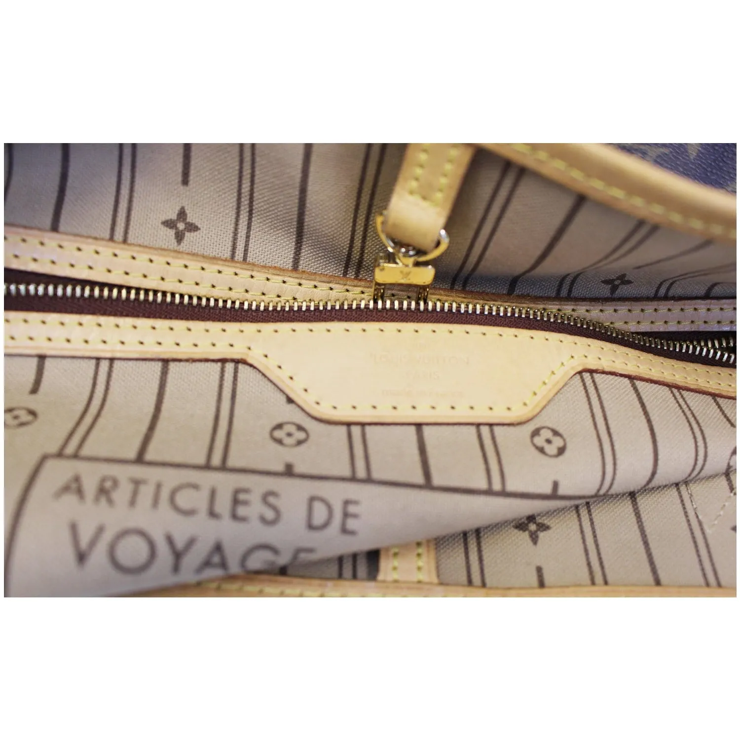LOUIS VUITTON Neverfull GM Monogram Canvas Shoulder Bag
