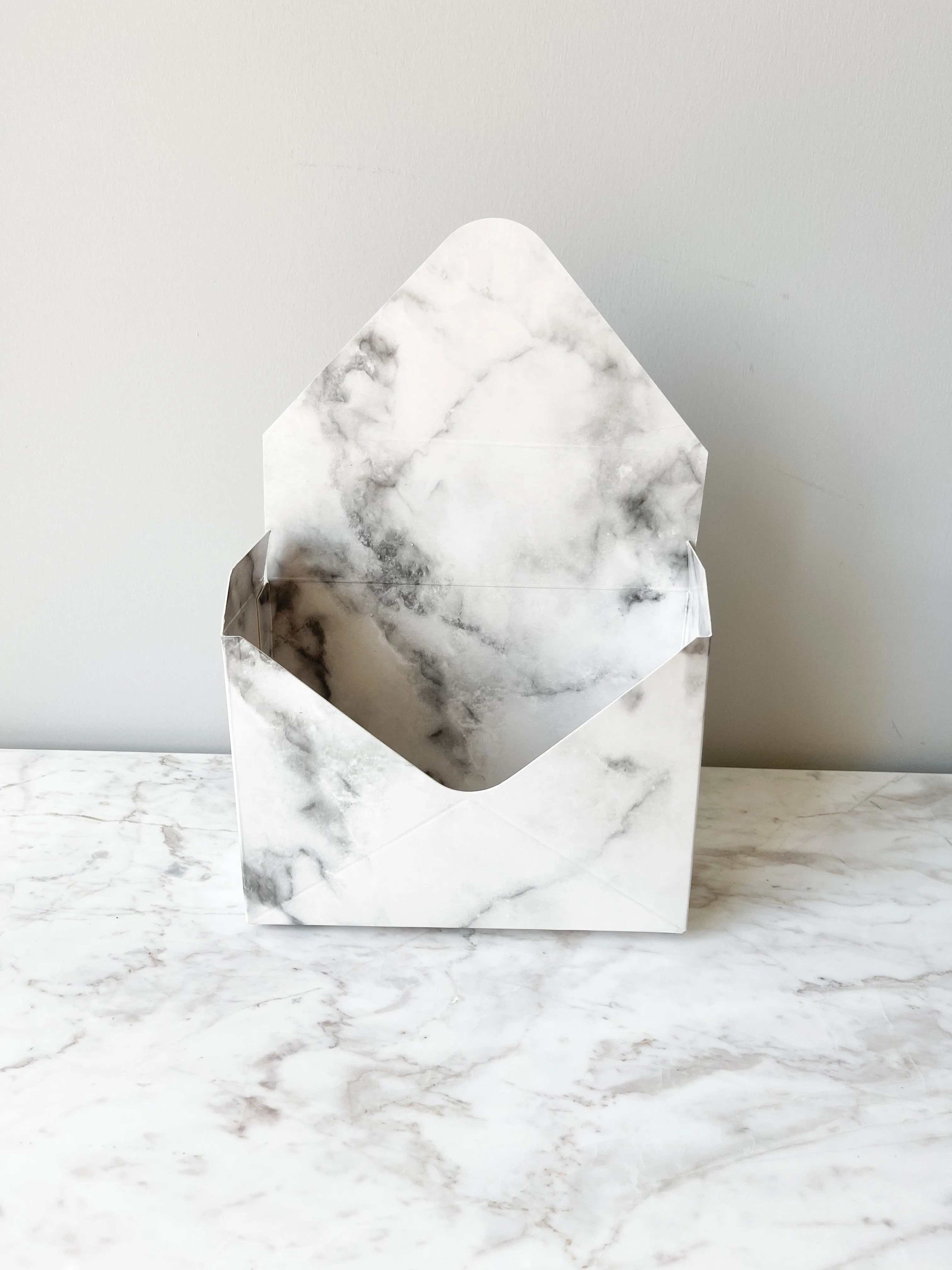 Marble Envelope Shape Flower Box