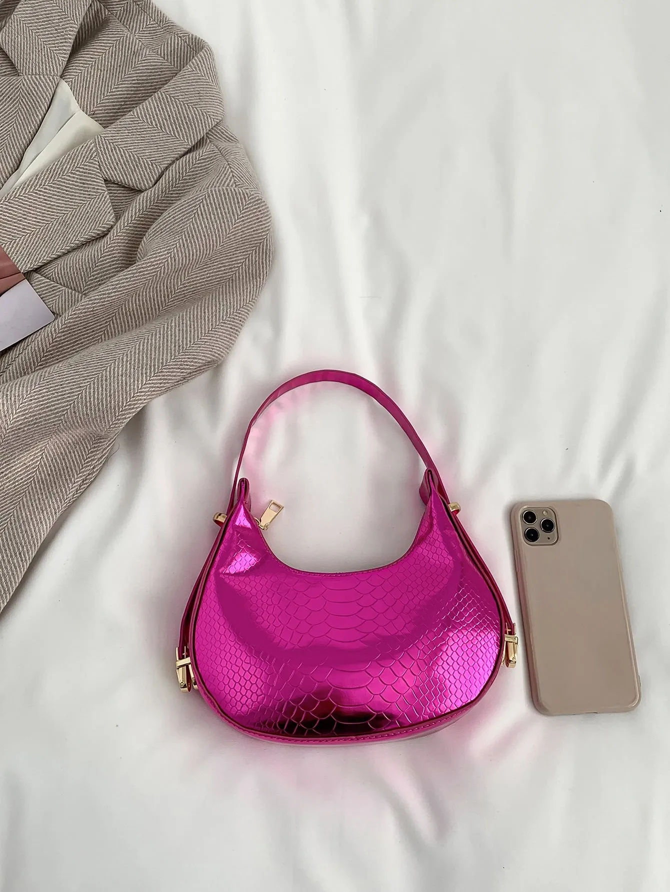Metallic Snakeskin Embossed Hobo Bag - Pink