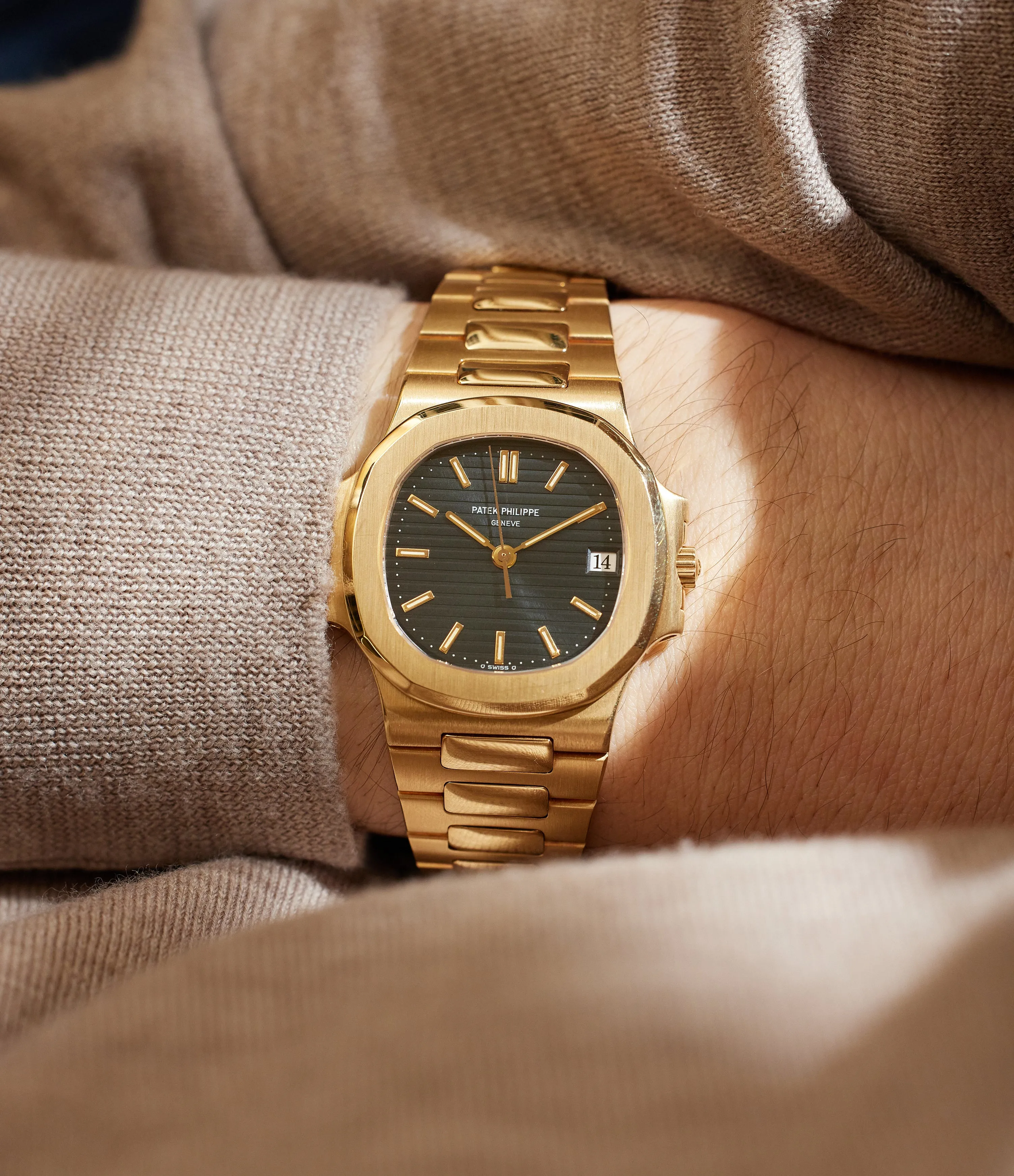 Nautilus 3800 | Yellow Gold
