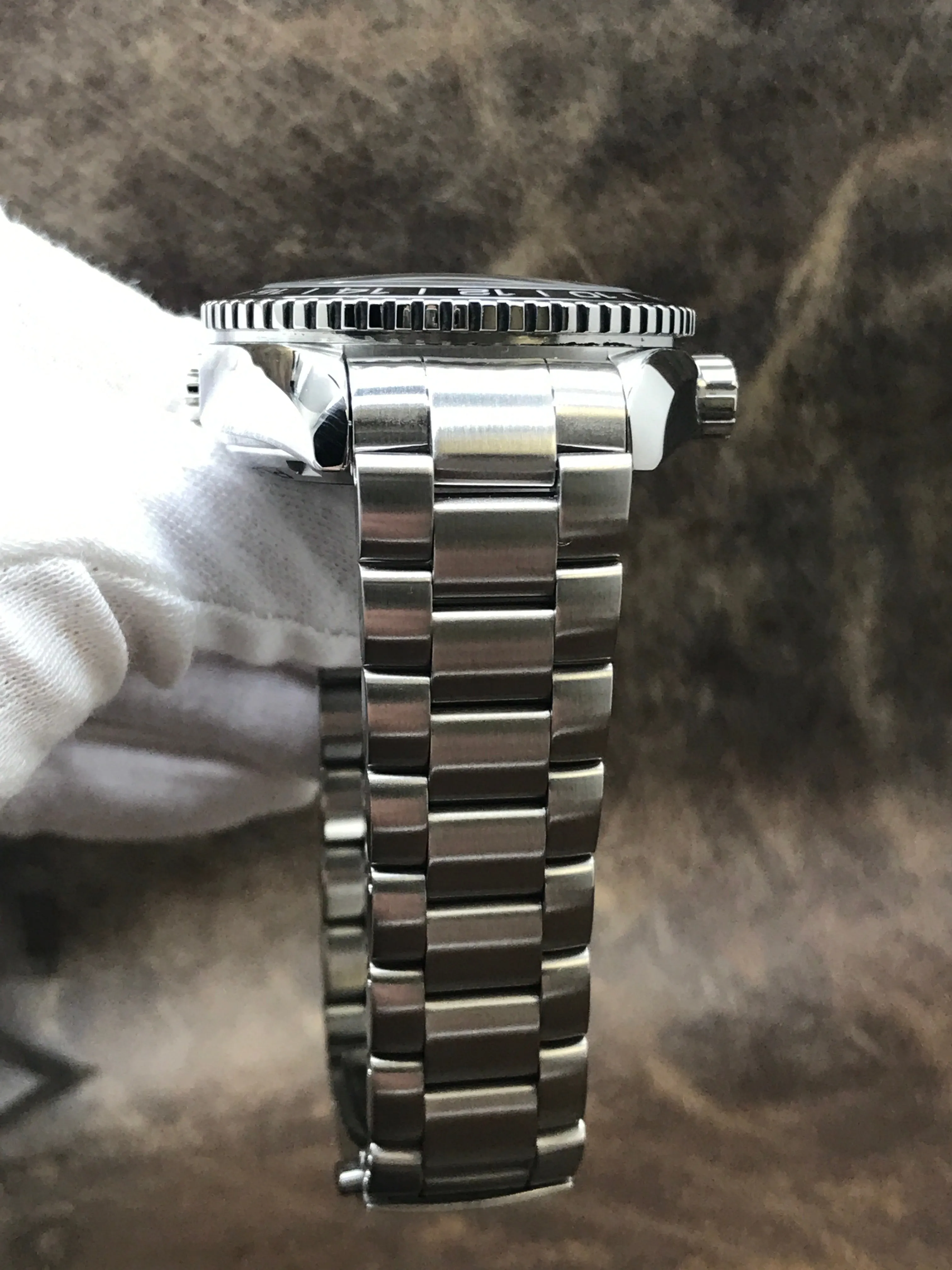 Omega Seamaster Planet Ocean GMT 232.30.44.22.01.001 Black Dial Automatic Men's Watch