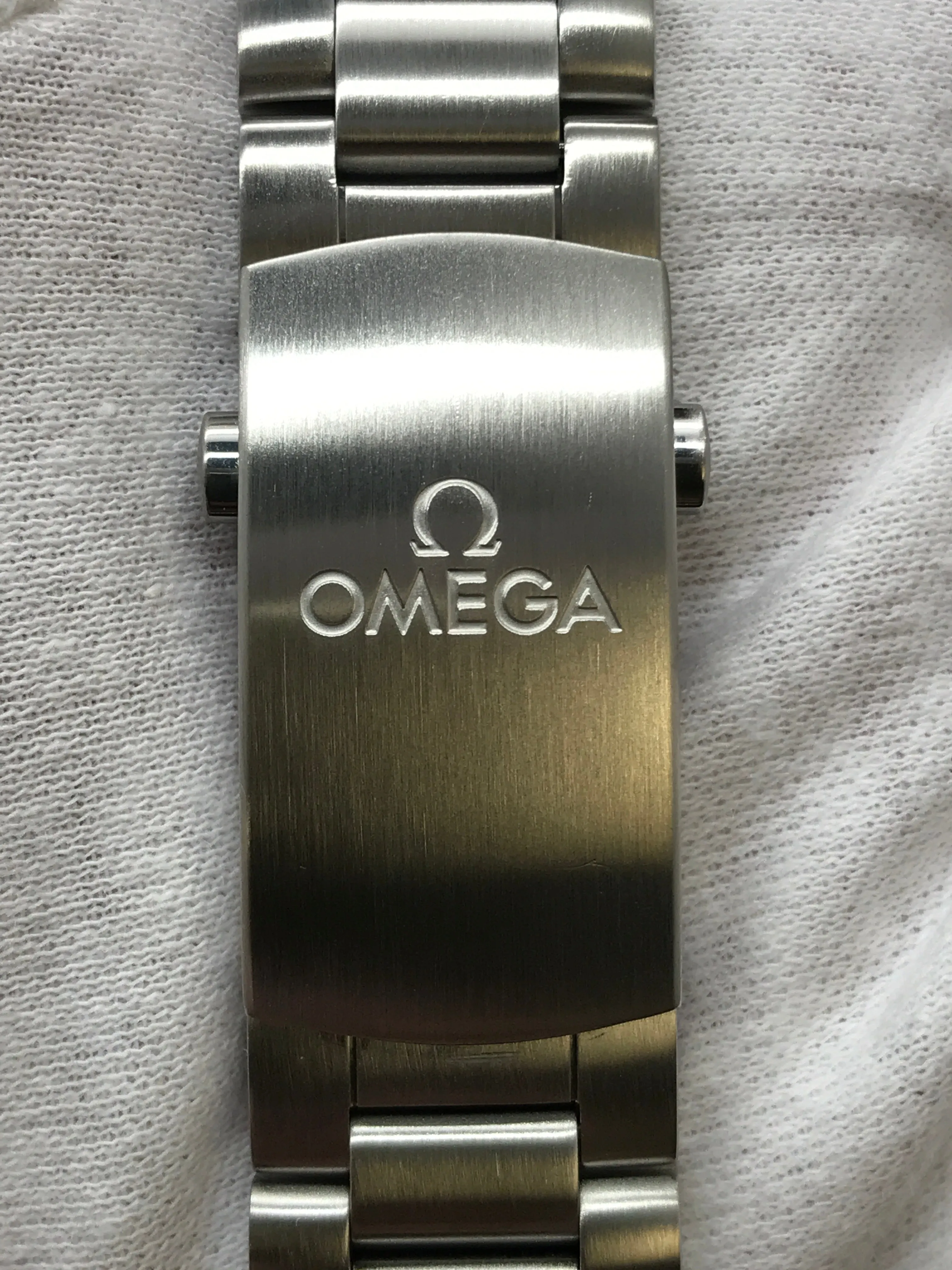 Omega Seamaster Planet Ocean GMT 232.30.44.22.01.001 Black Dial Automatic Men's Watch