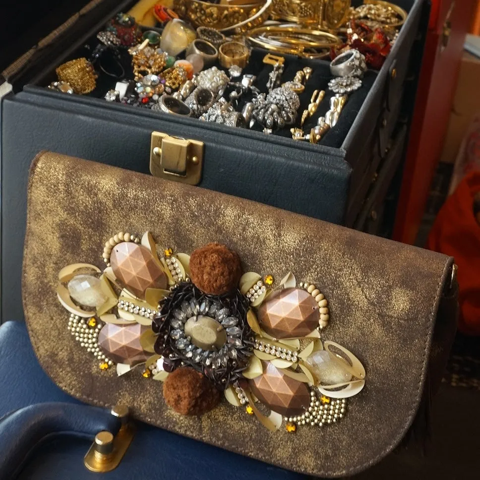 PENDULA Embellished Evening Bag