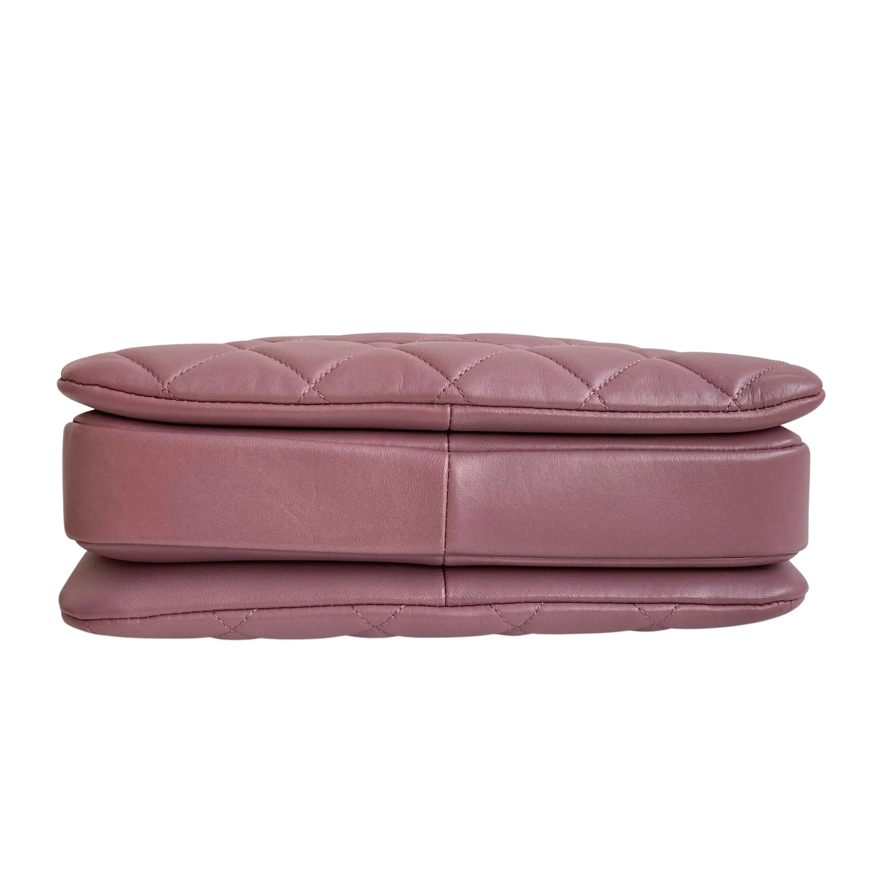 Small Trendy CC Flap Bag with Top Handle in Mauve Pink Lambskin