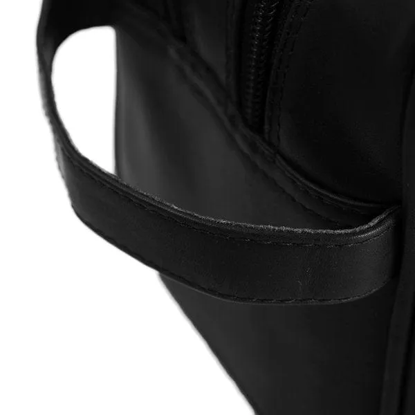 The Chesterfield Leather Toiletry Bag Black Stacey