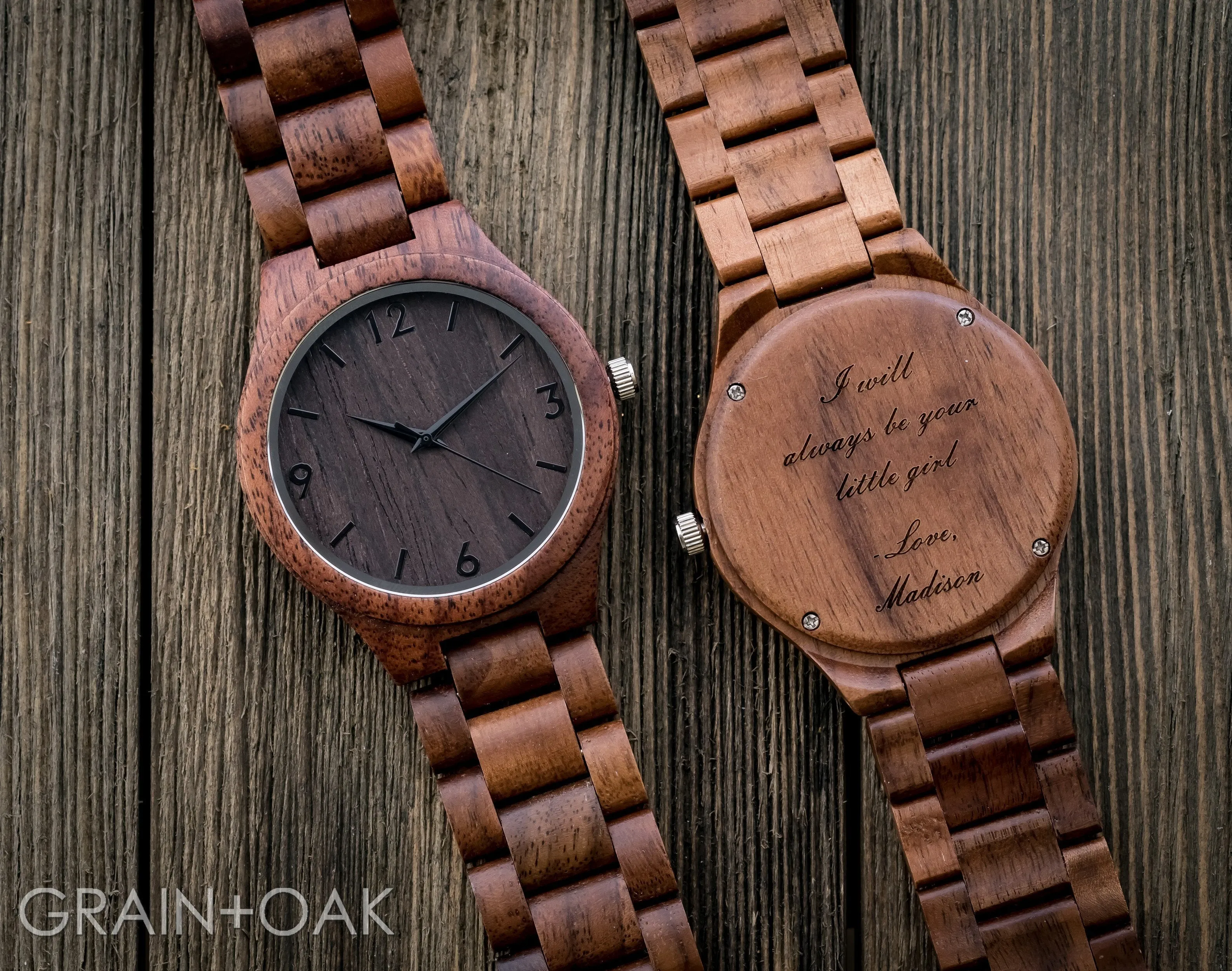 The Oliver Walnut | Set of 7