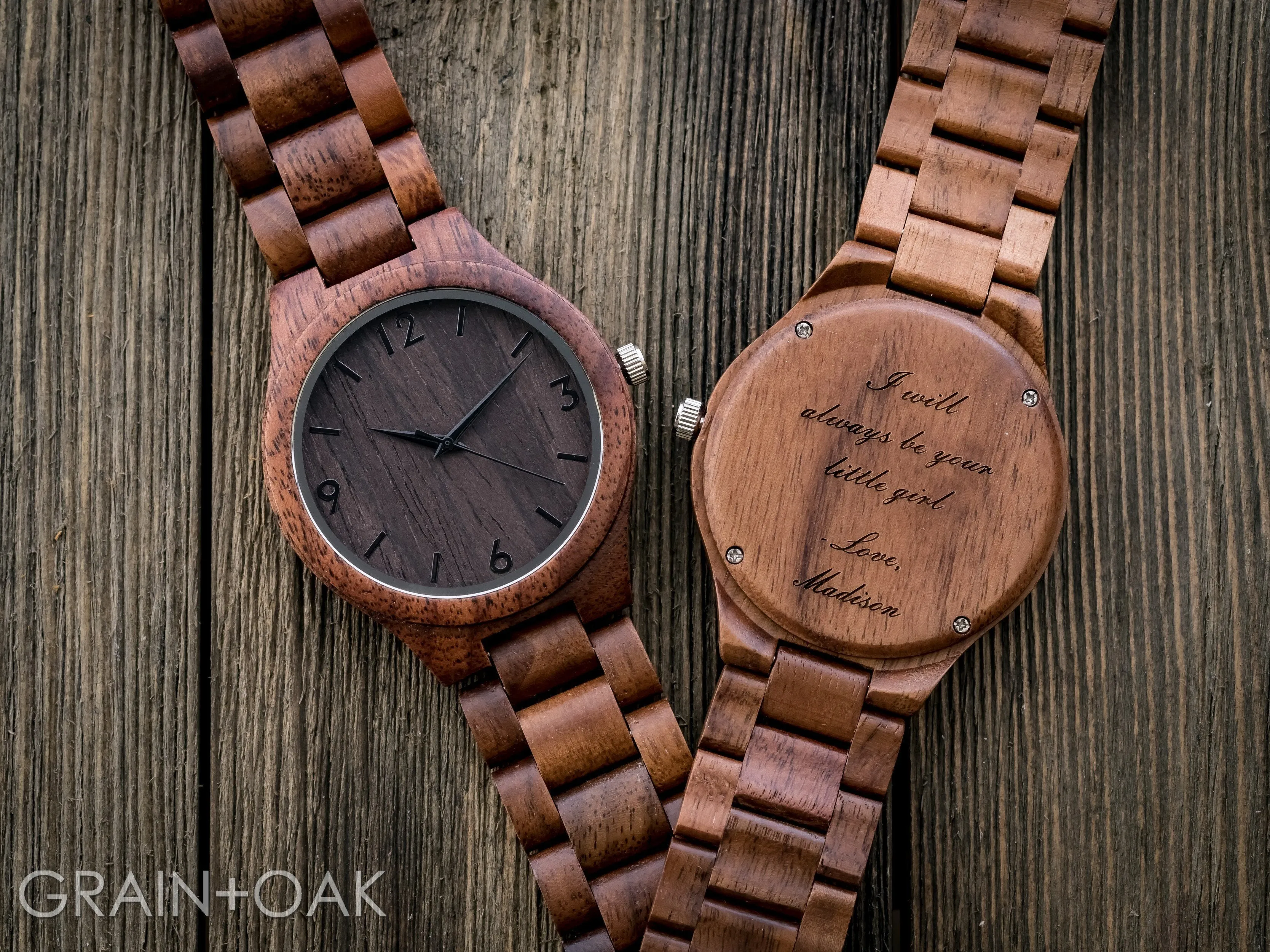The Oliver Walnut | Set of 7