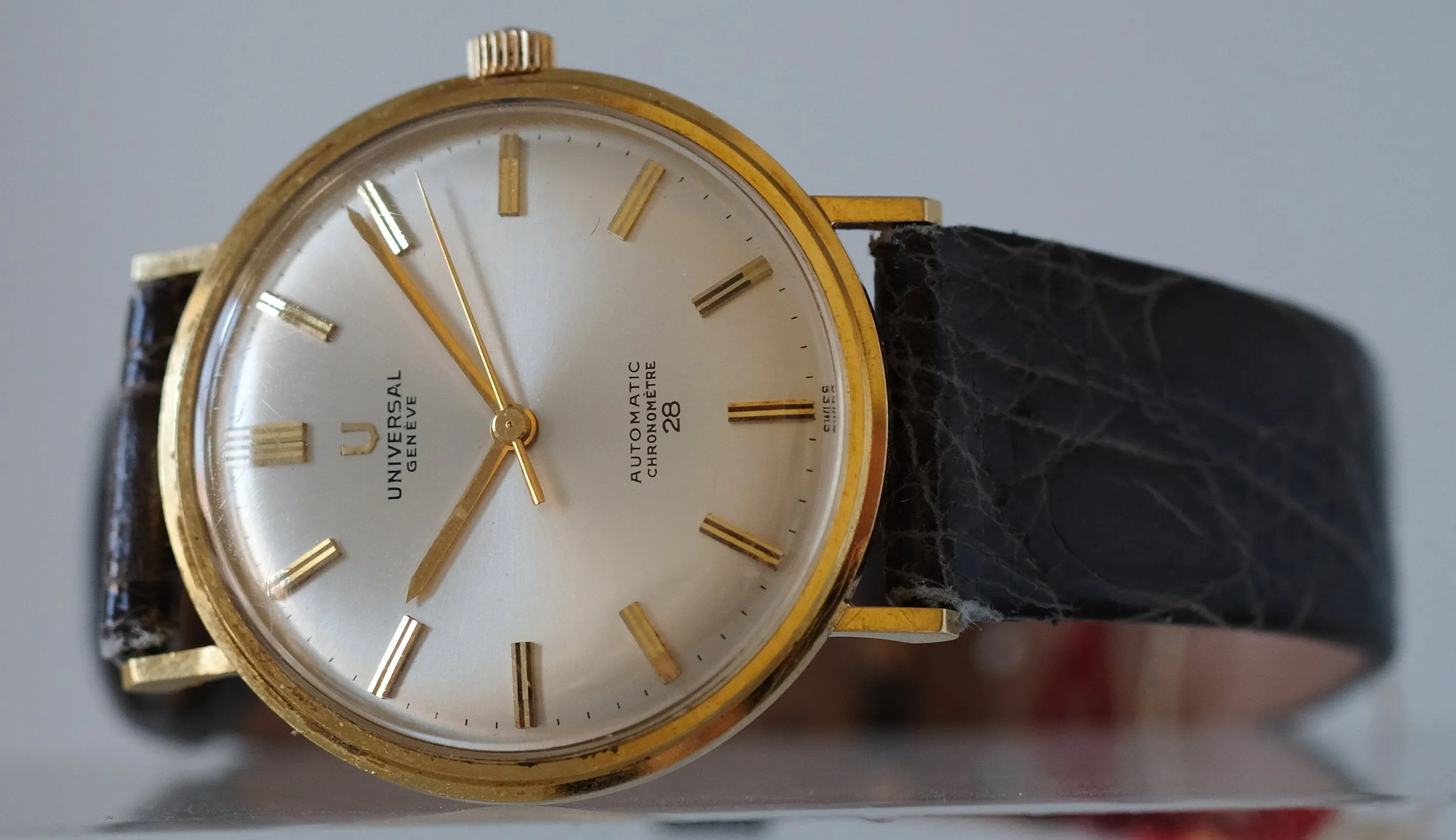 Universal Genève Chronometer 28