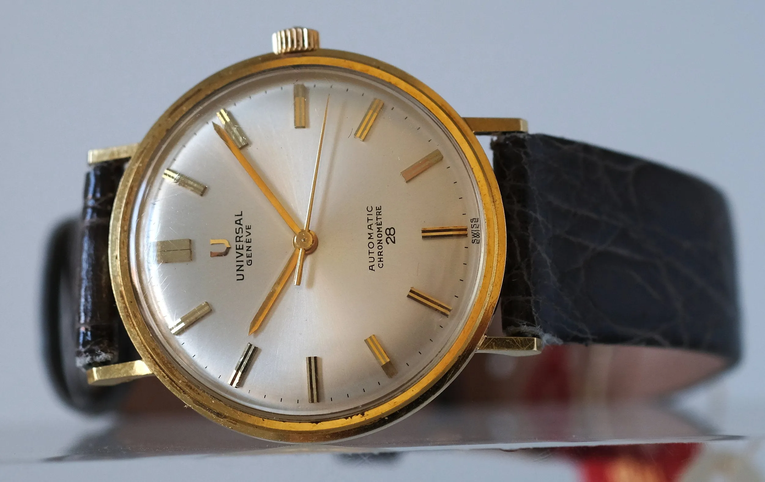 Universal Genève Chronometer 28