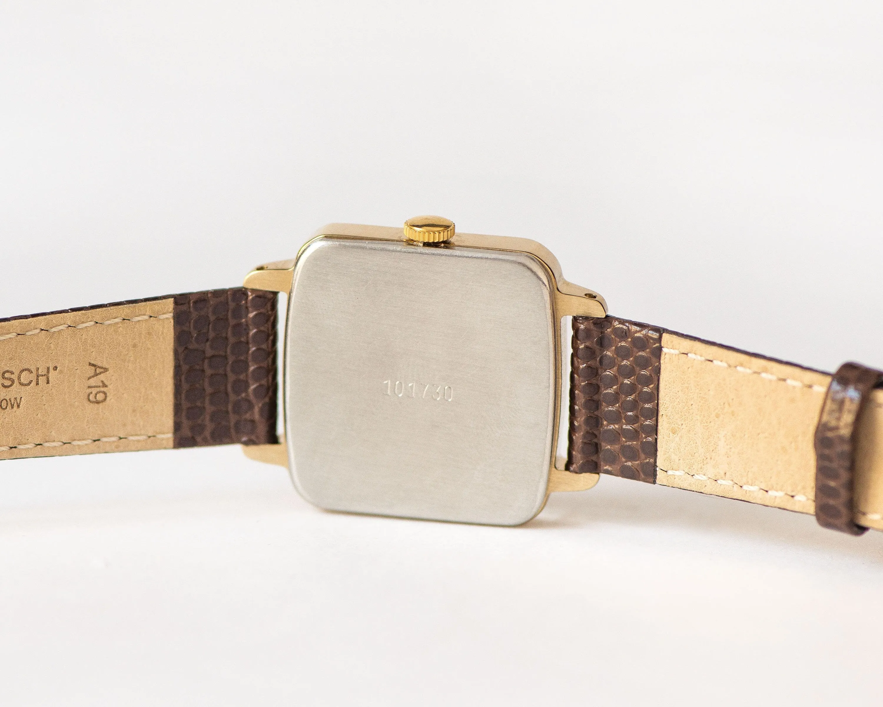 Unused classic women's watch Dawn, gold plated lady watch vintage, square women wristwatch tomboy with date window, new luxury leather band