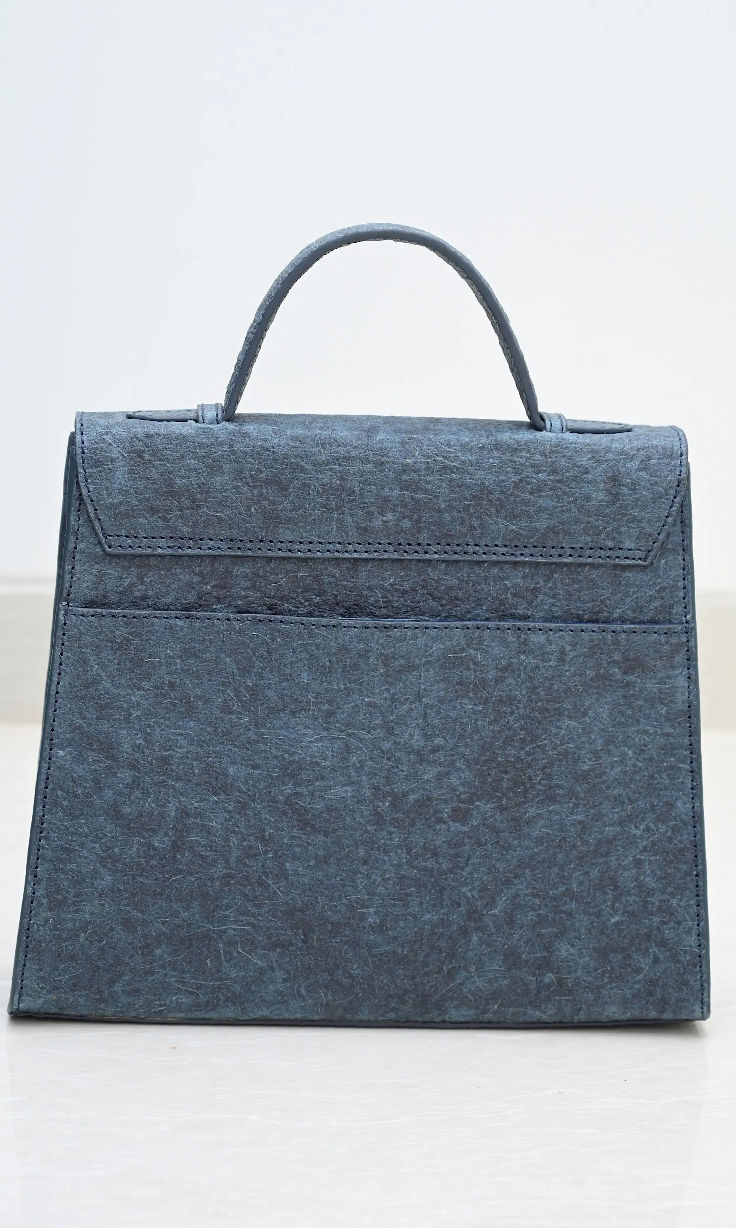 Vegan Office bags | Natural Chic City Bag made of coconut leather