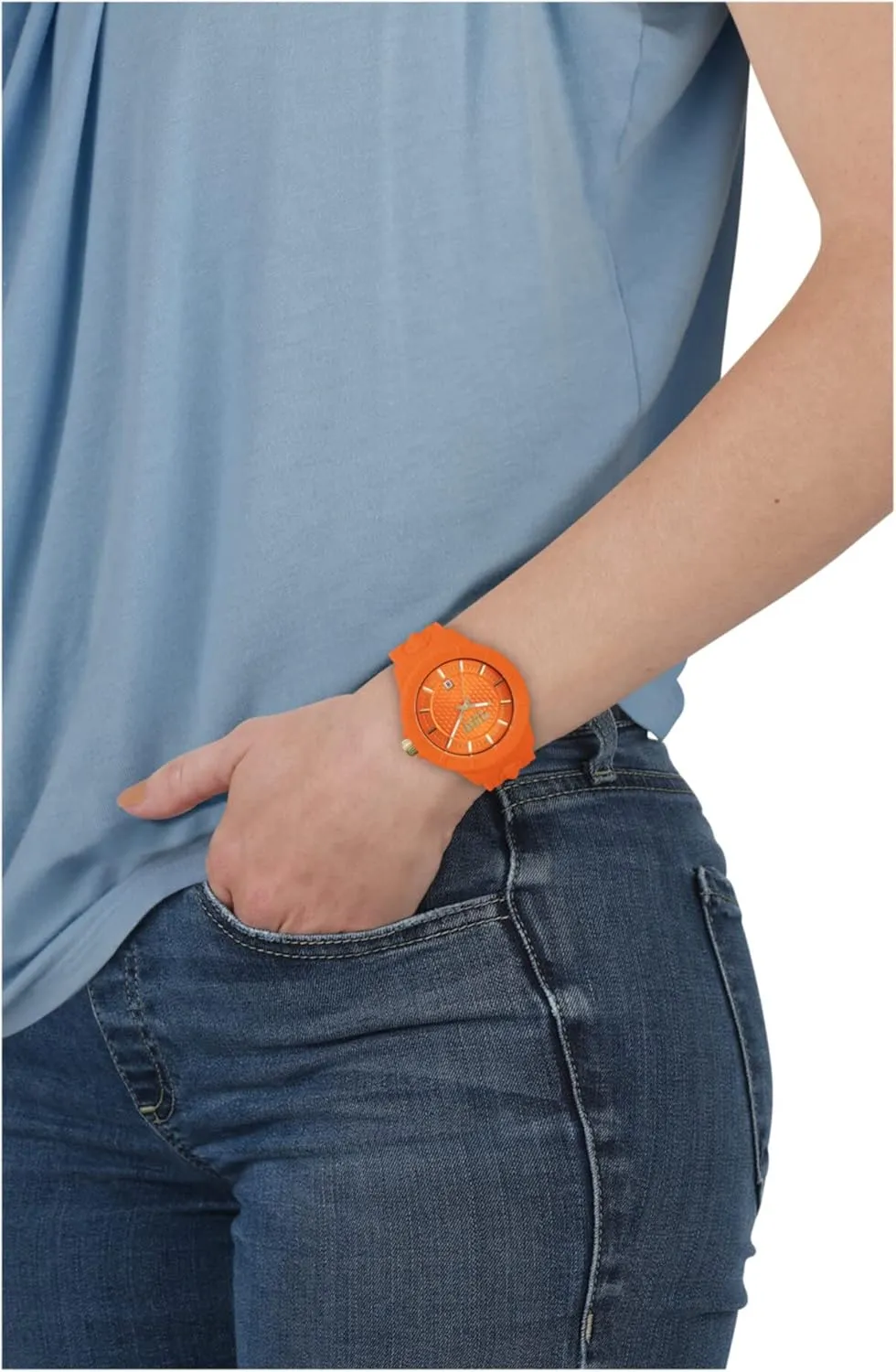 Versus Versace Mens Tokyo. Sporty Fashion Watch with Date Function. Adjustable Silicone Strap. Includes Travel Gift Pouch.