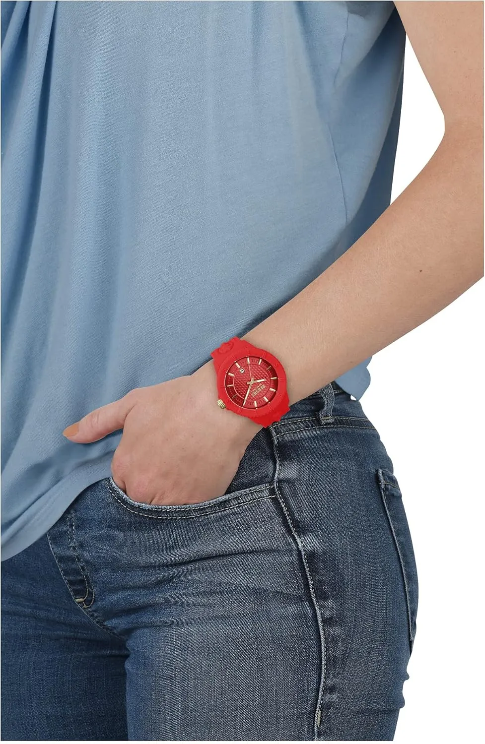 Versus Versace Mens Tokyo. Sporty Fashion Watch with Date Function. Adjustable Silicone Strap. Includes Travel Gift Pouch.