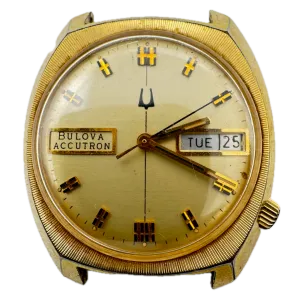 Vintage 1976 Accutron G3628 Day Date Men's Tuning Fork Wristwatch 218 Gold Tone