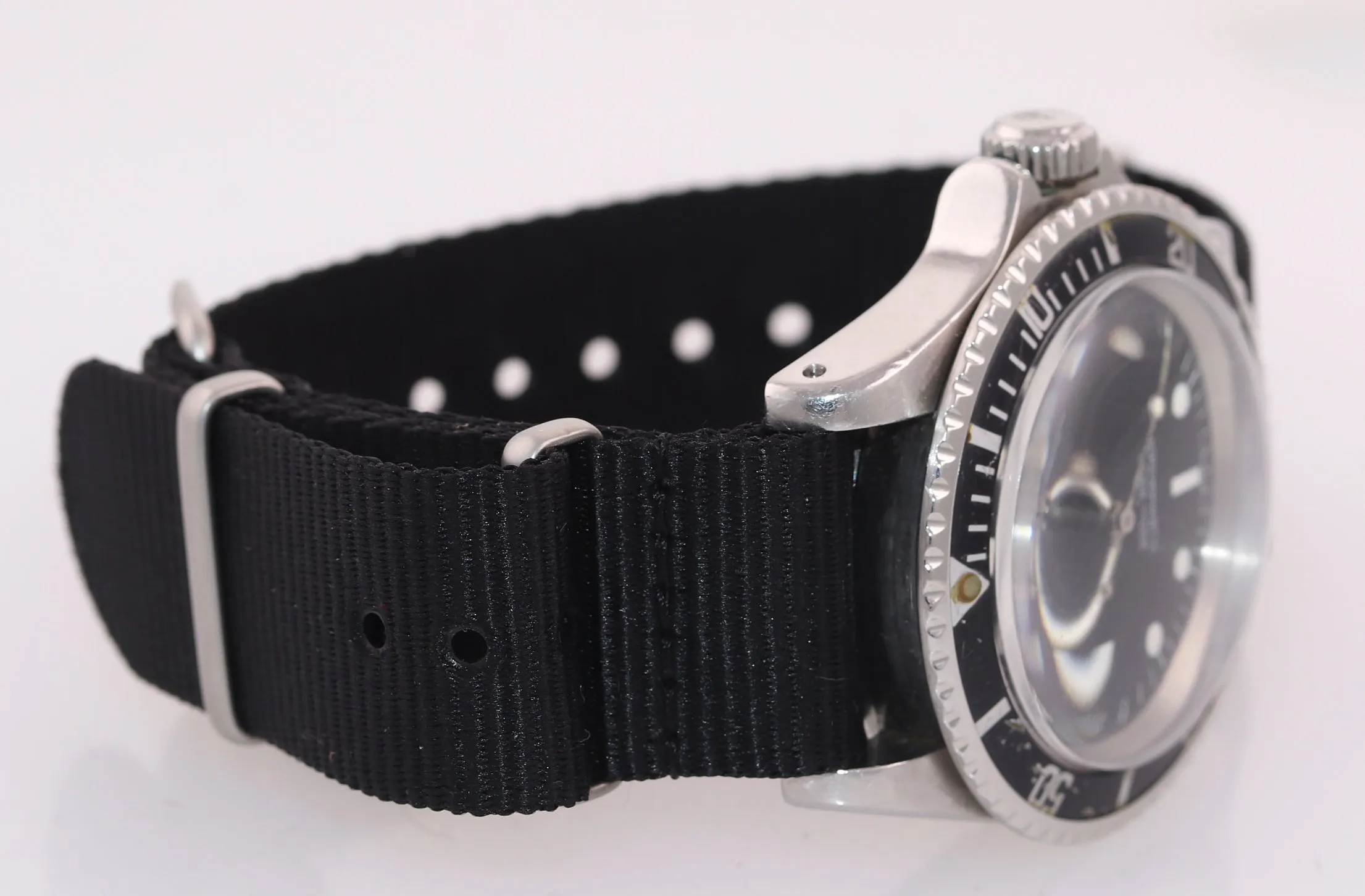 Vintage Tudor Submariner Matte Black 7928 Oyster Prince 40mm Self Winding Watch
