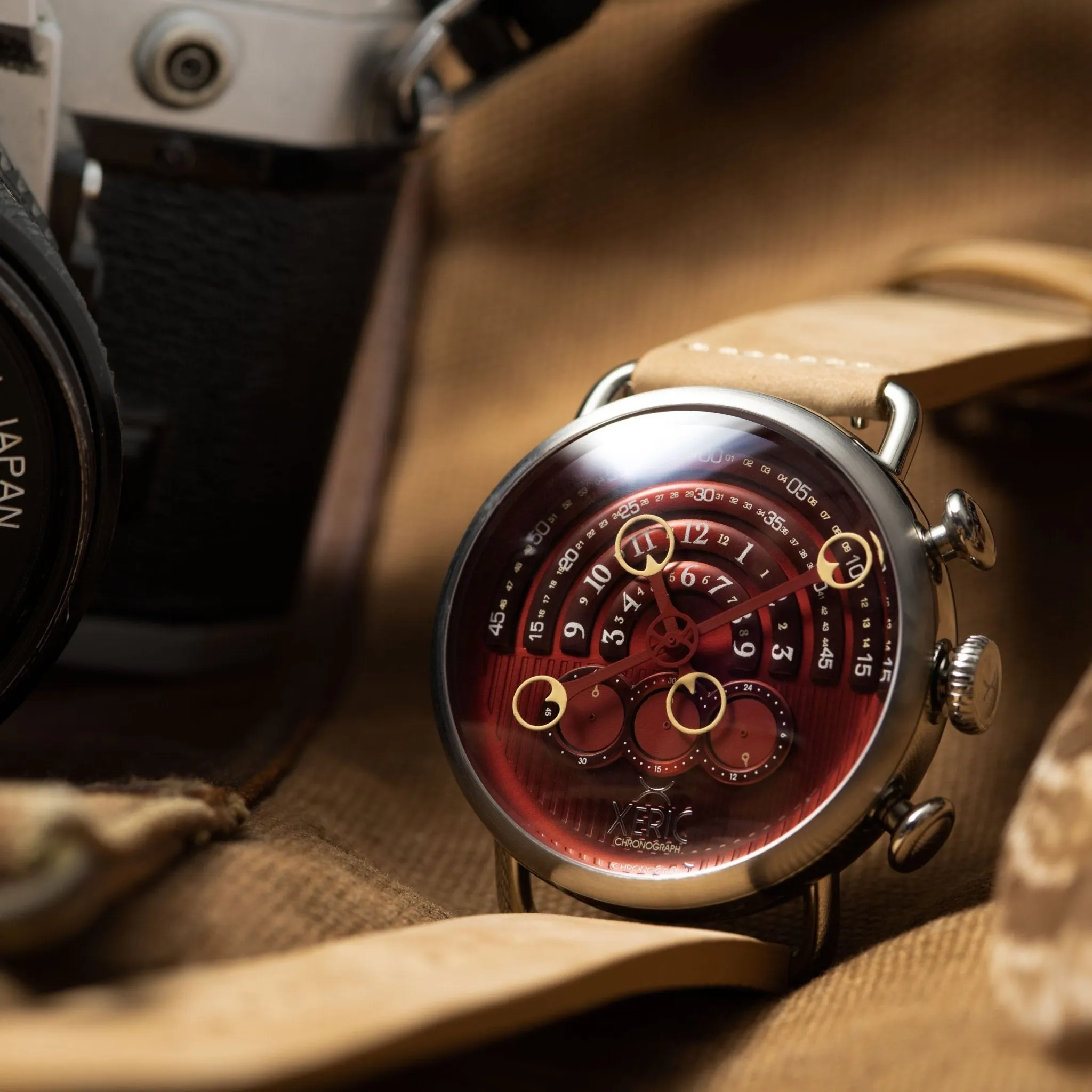Xeric Halograph Chrono Sapphire Silver Oxblood
