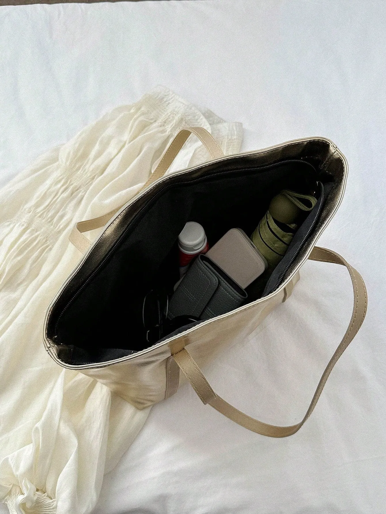 Zipper Shoulder Tote Bag Double Handle Metallic PU Funky FD